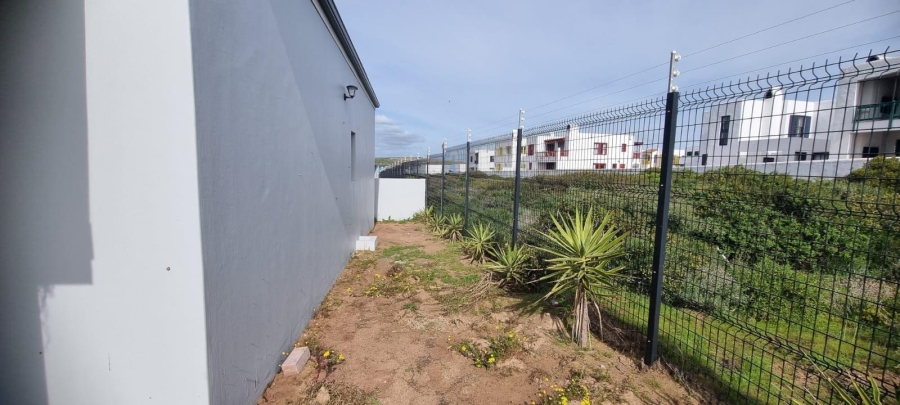 3 Bedroom Property for Sale in Laguna Hills Western Cape